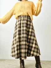 Load image into Gallery viewer, Vintage 1970s brown plaid skirt
