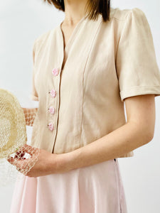 Vintage 1940s champagne pink rayon top w celluloid buttons