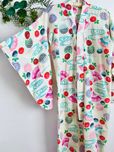 Load image into Gallery viewer, Vintage Japanese Kimono Floral Robe
