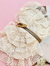 Load image into Gallery viewer, Handmade vintage zipper bracelet
