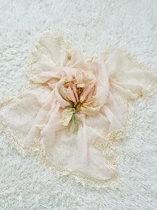Vintage pastel pink lace scarf/shawl