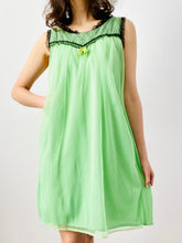 Load image into Gallery viewer, Vintage 1960s babydoll style lingerie slip
