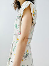 Load image into Gallery viewer, Vintage 1940s “Doves &amp; Florals” novelty print dress
