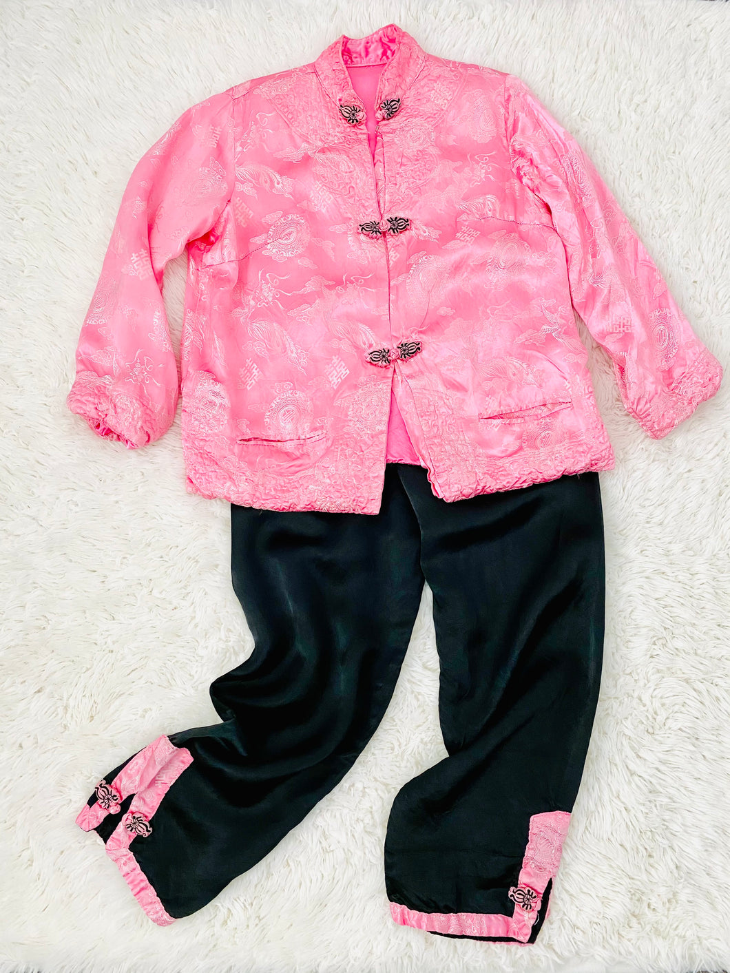 Vintage 1940s pink silk pajamas set Chinese jacket and pants