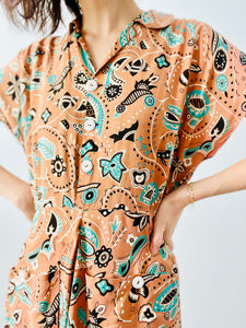 Vintage 1940s novelty print dress