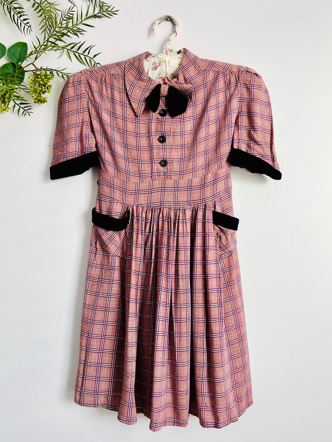 Vintage 1930s baby girl dress