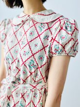 Load image into Gallery viewer, Vintage 1930s Rick Rack Floral Dress
