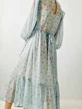Load image into Gallery viewer, Vintage pastel blue floral dress
