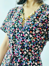 Load image into Gallery viewer, Vintage colorful floral rayon dress w waist ties
