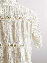 Load image into Gallery viewer, Vintage 1960s white pintuck blouse cotton duster
