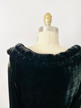 Load image into Gallery viewer, Vintage 1920s Art Deco black velvet coat with balloon sleeves
