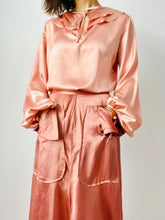 Load image into Gallery viewer, Vintage 1940s pink satin skirt
